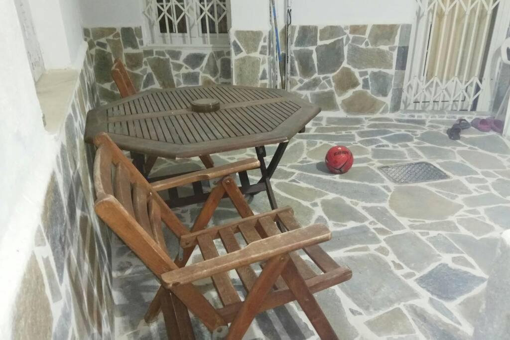 Central Town House 60M2**** Pireus Eksteriør bilde