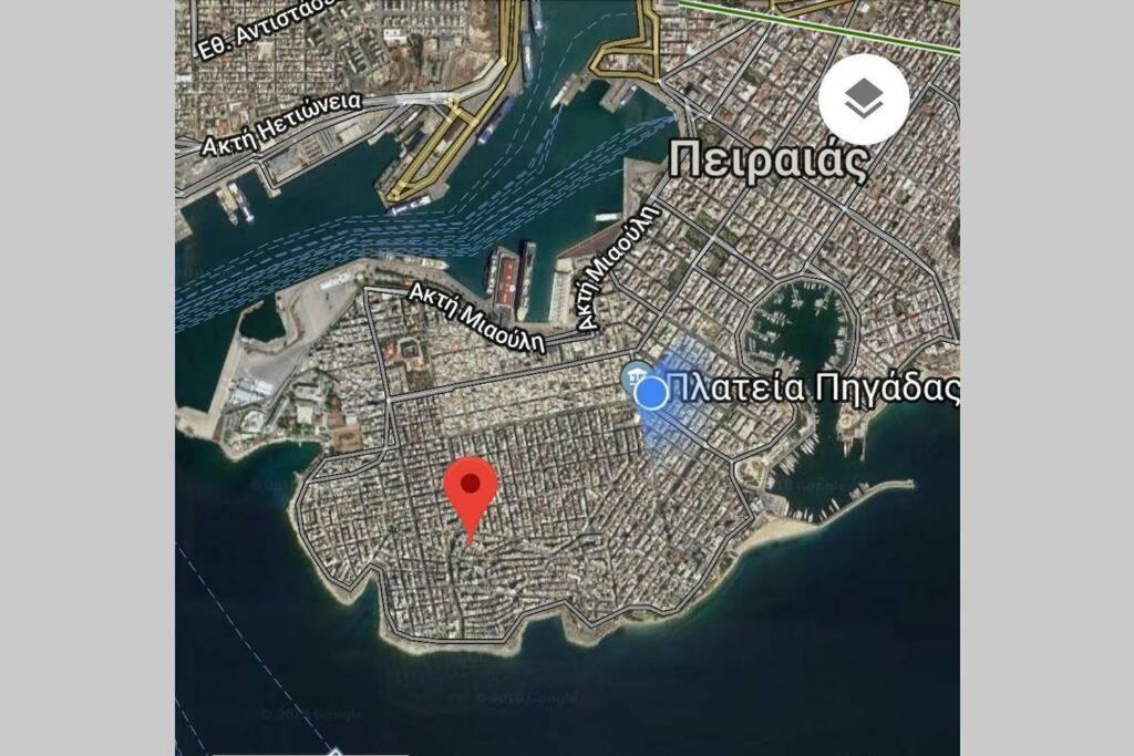 Central Town House 60M2**** Pireus Eksteriør bilde