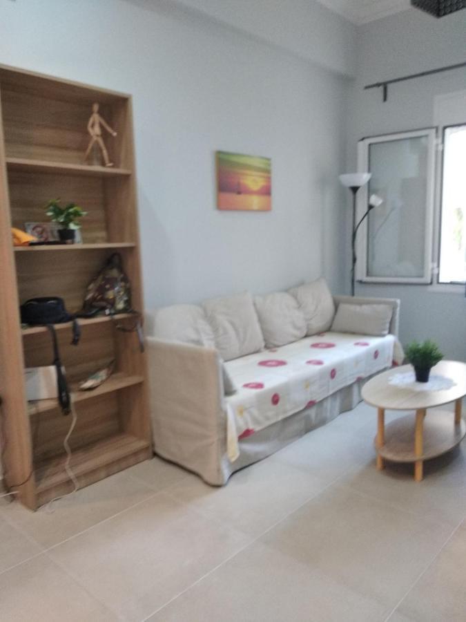 Central Town House 60M2**** Pireus Eksteriør bilde